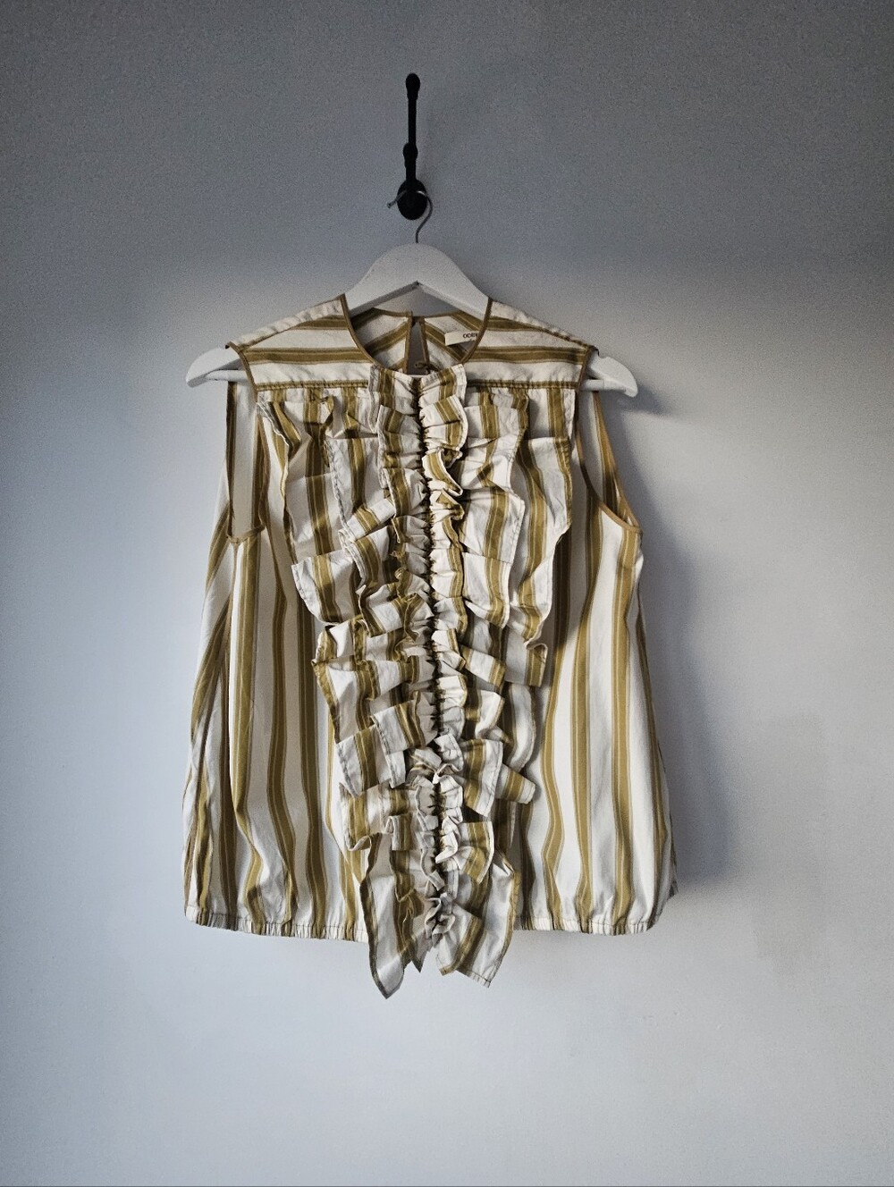 Odeeh Bronze And White Ruffle Down Sleeveless Cotton Gathered Puffy Top